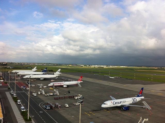 250px-Oostende_-_Airport_1-1